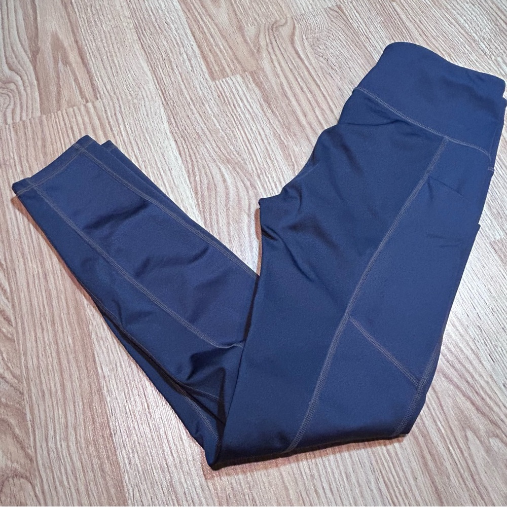 Ultracool Fabletics‎ athletic workout leggings